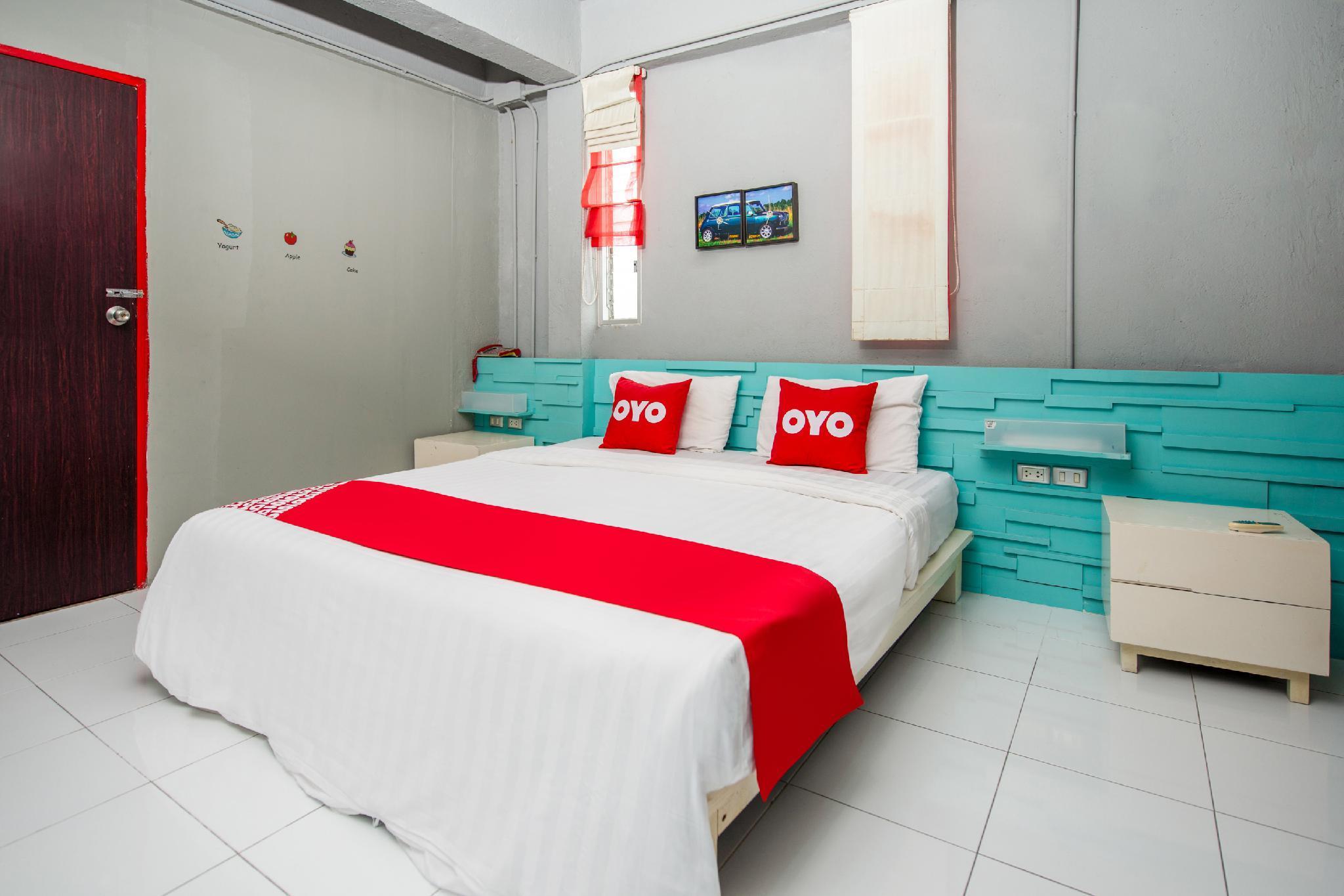 Oyo 292 The Oddy Hip Hotel Patong Exterior photo